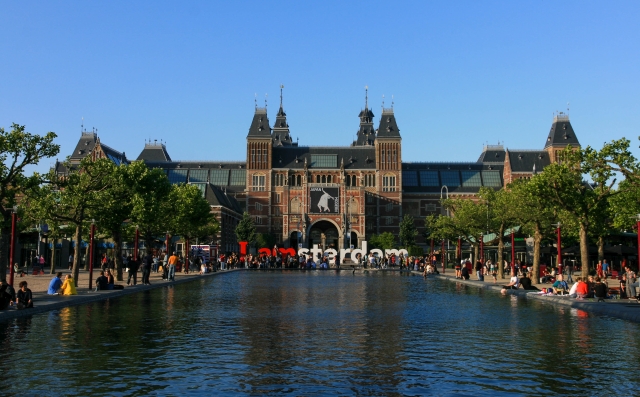 Rijksmuseum (photo: Marco Almbauer)